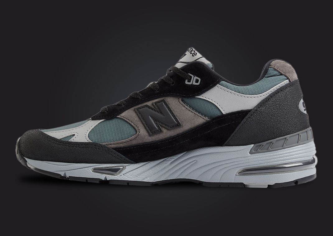 The New Balance 991 Made in UK Urban Winter Black Releases