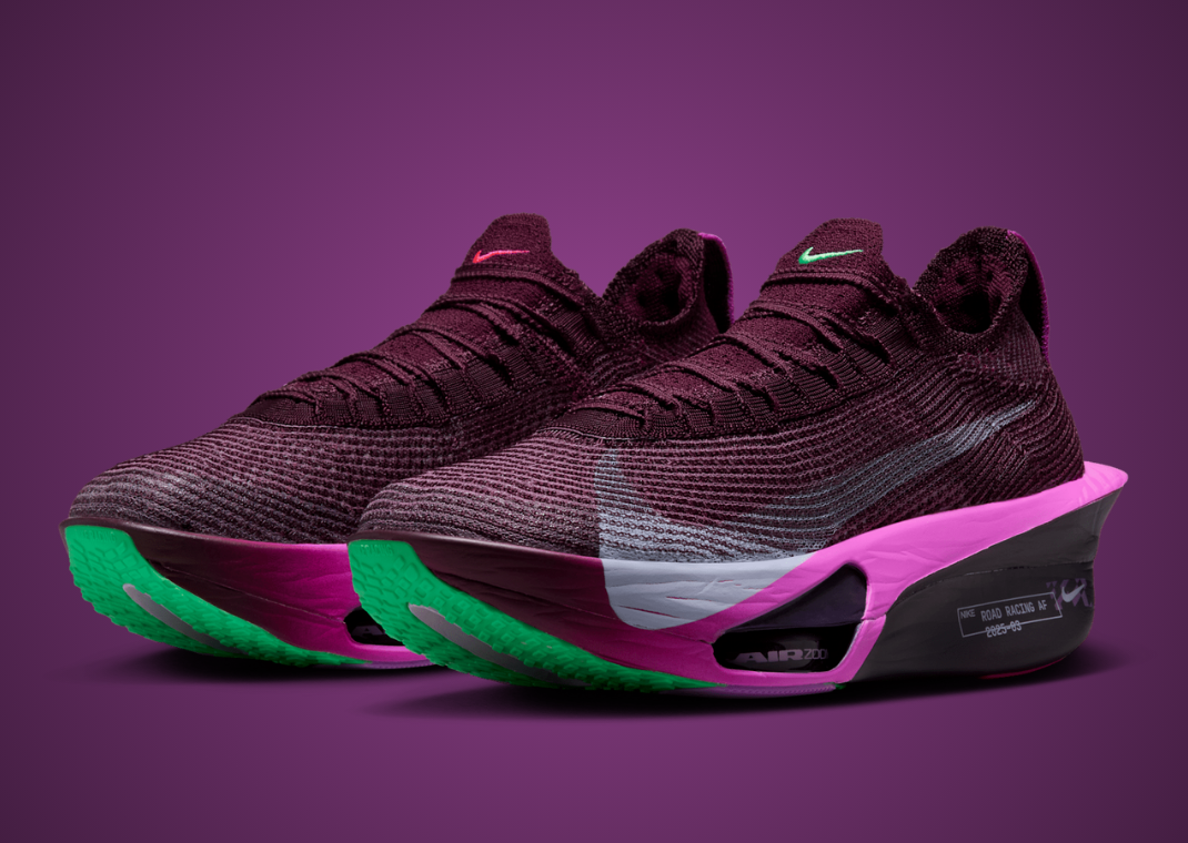 Faith Kipyegon x Nike Alphafly 3 (W) Angle