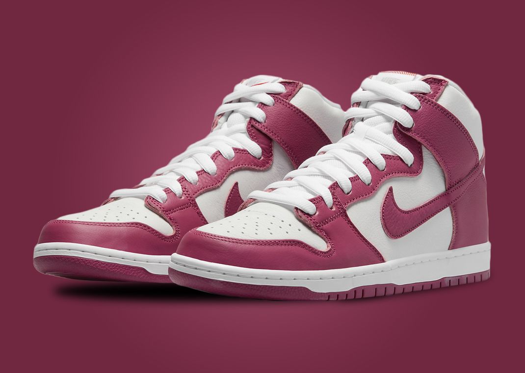 Nike SB Dunk High Sweet Beet