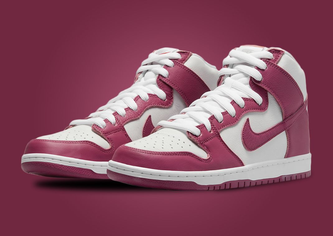 Nike SB Dunk High Sweet Beet