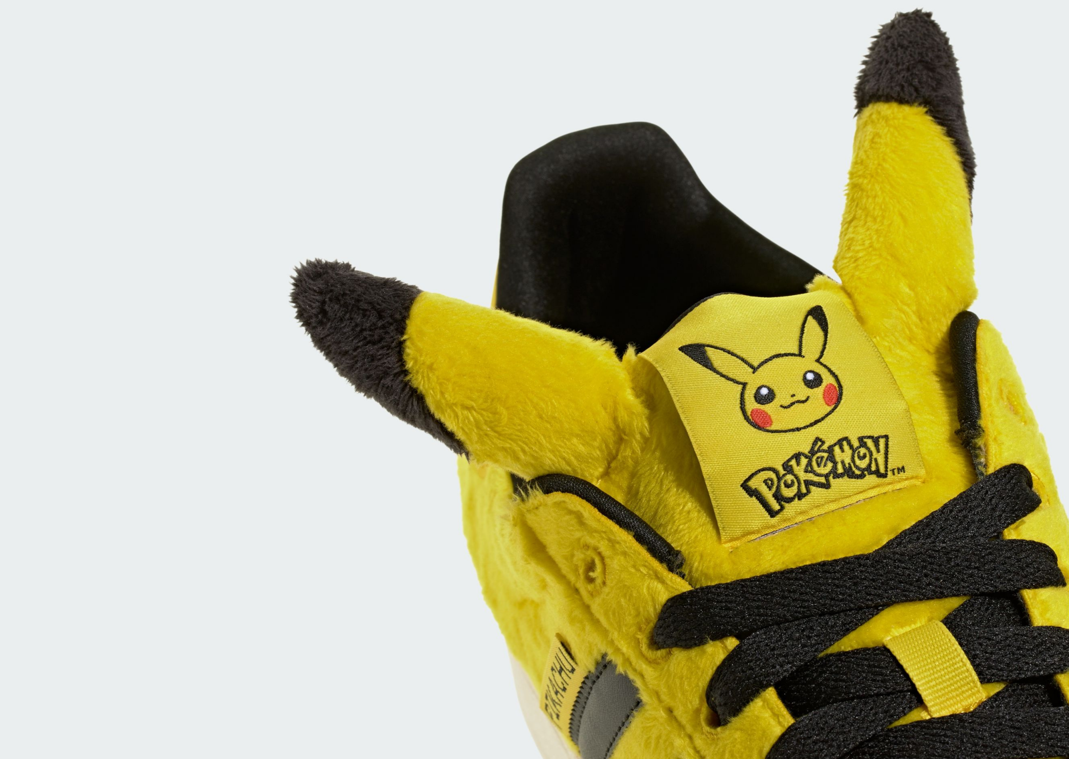 Pokémon x adidas Superstar Pikachu Detail