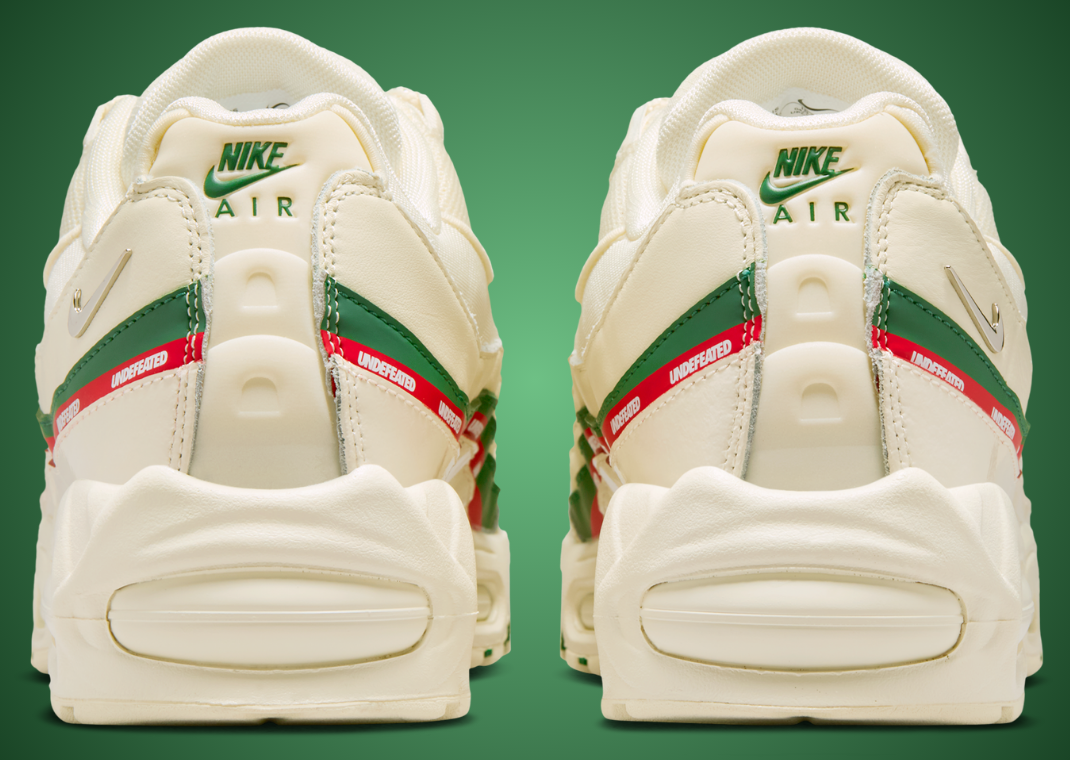 Undefeated x Nike Air Max 95 OG Big Bubble Sail Gorge Green Heel