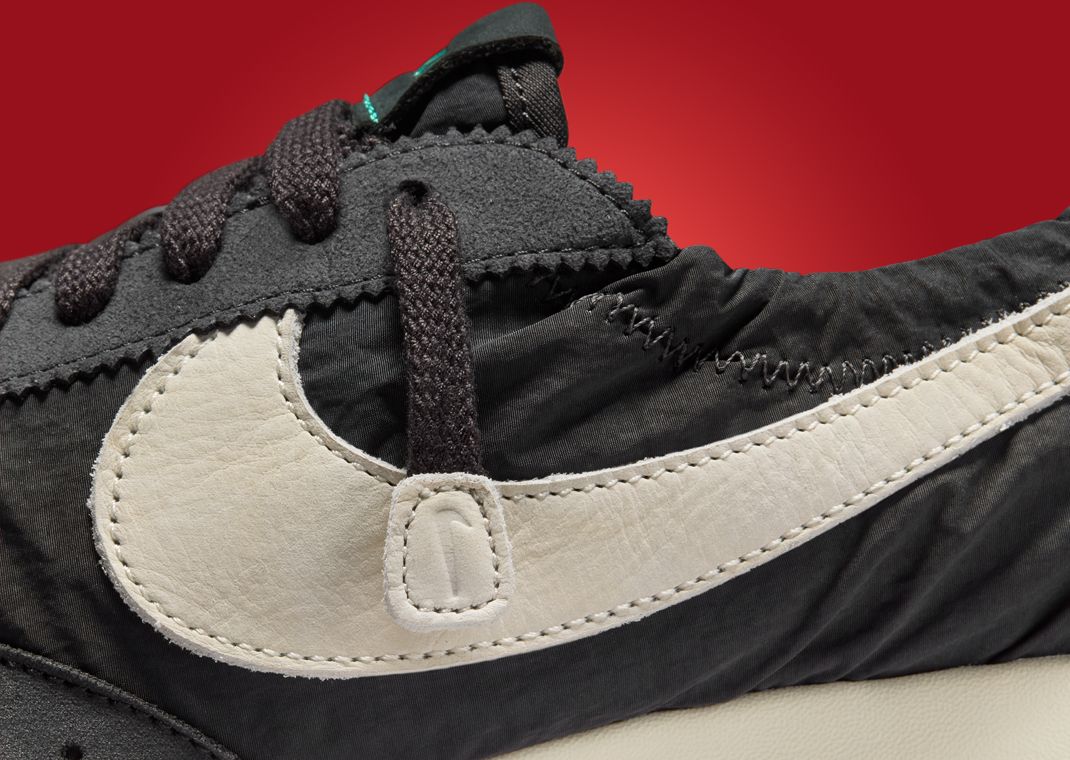 Jacquemus x Nike Moon Shoe SP Off Noir Detail