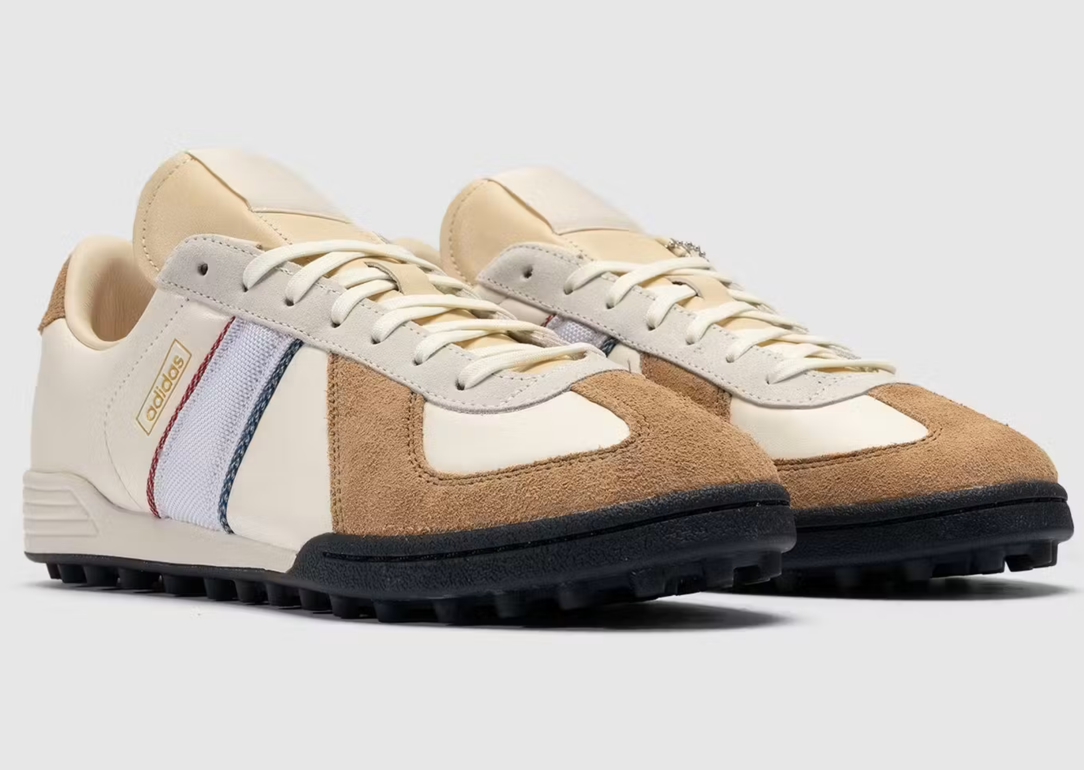 The Whitaker Group x adidas BW Mundial World Cup Cream White - Angle