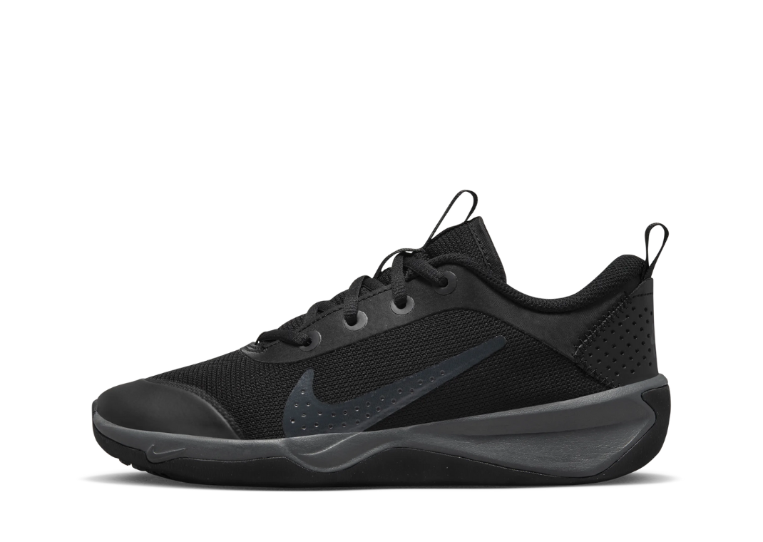 Nike Omni Multi-Court Black (GS) Lateral