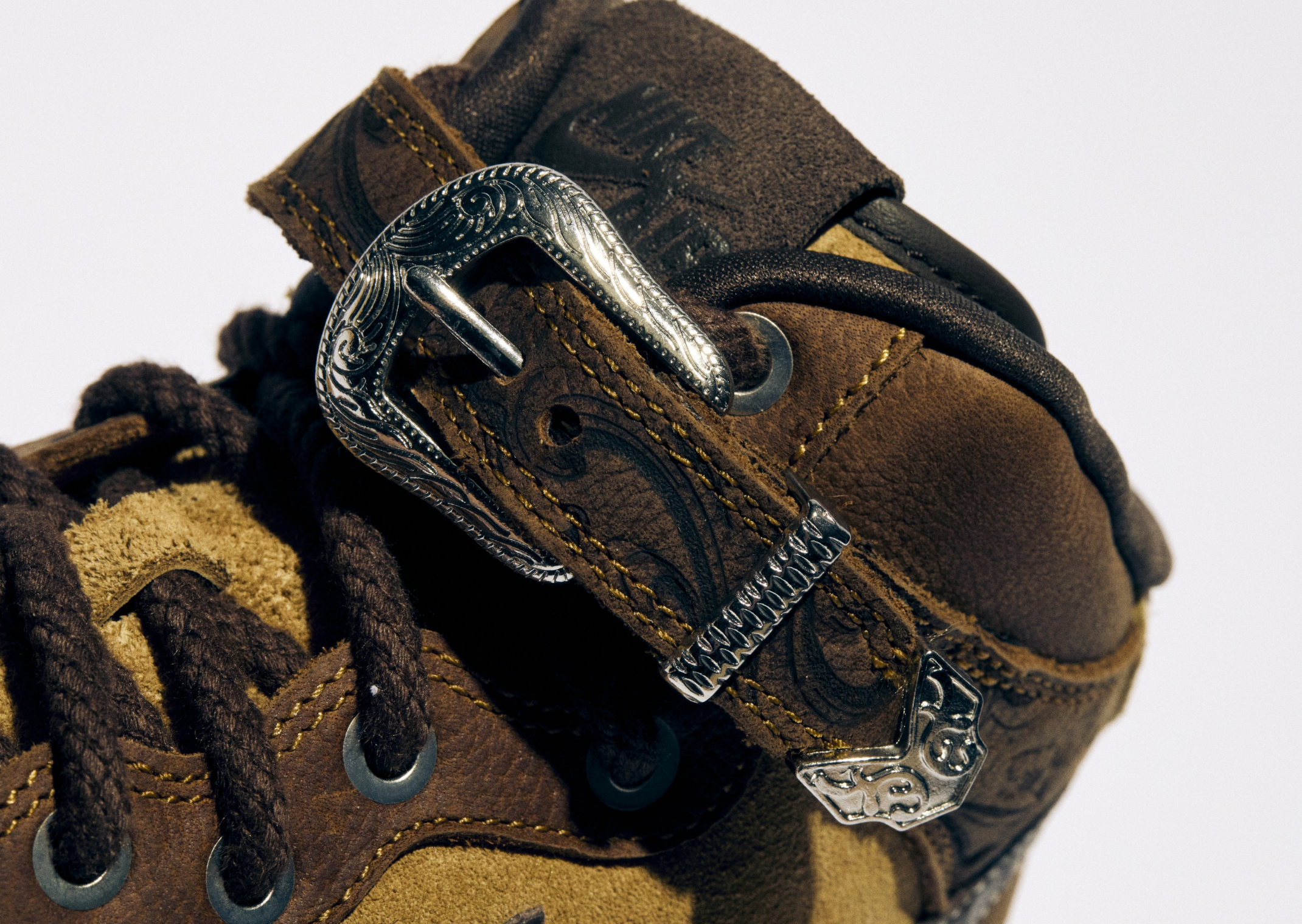 Nike Air Force 1 Mid '07 Doernbecher Royce Short