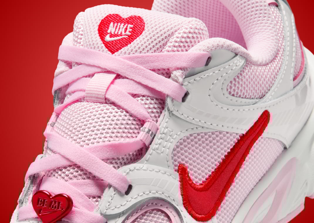 Nike V5 RNR Valentine's Day (GS)