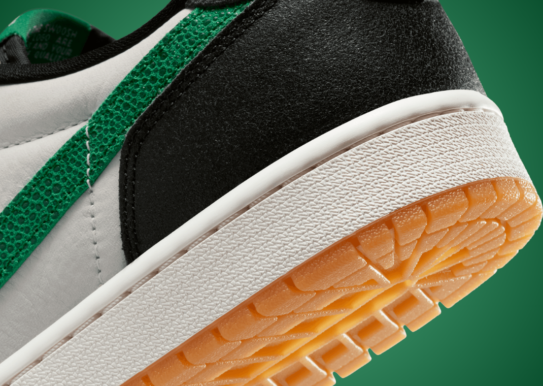 Air Jordan 1 Retro Low OG Phantom Pine Green - Heel Detail