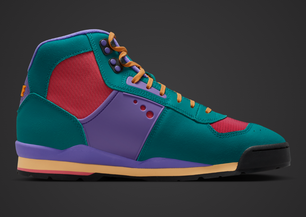 Nike Baltoro Bright Spruce Kumquat - Medial