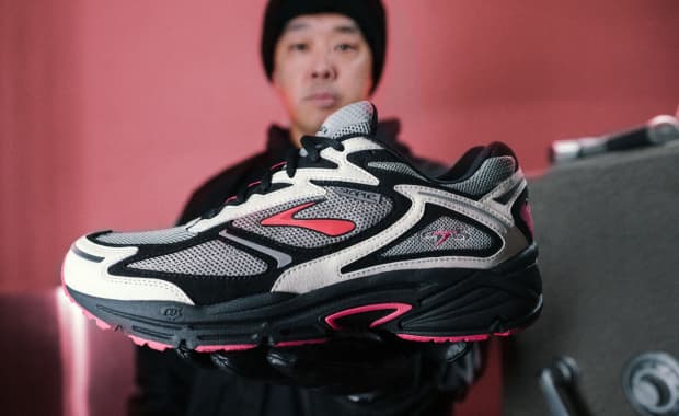 Jeff Staple x Brooks Adrenaline GTS 4