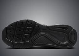 Nike Structure 26 Realtree Outsole