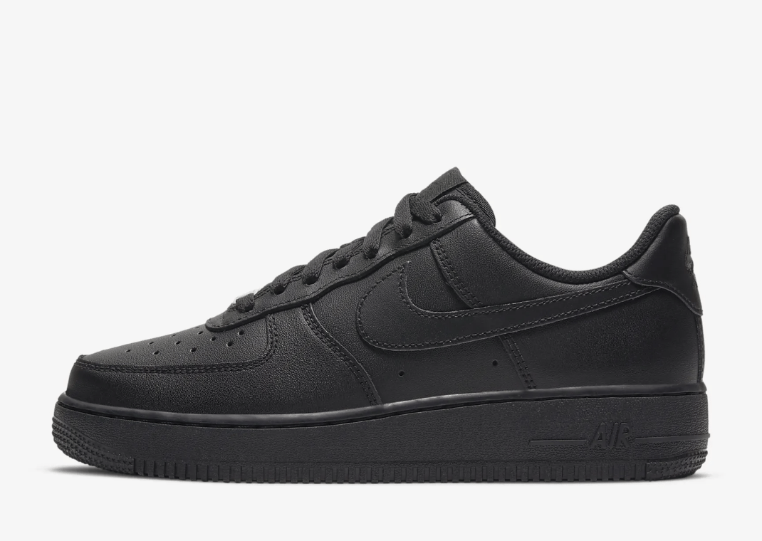 Nike Air Force 1 '07 Triple Black (W)