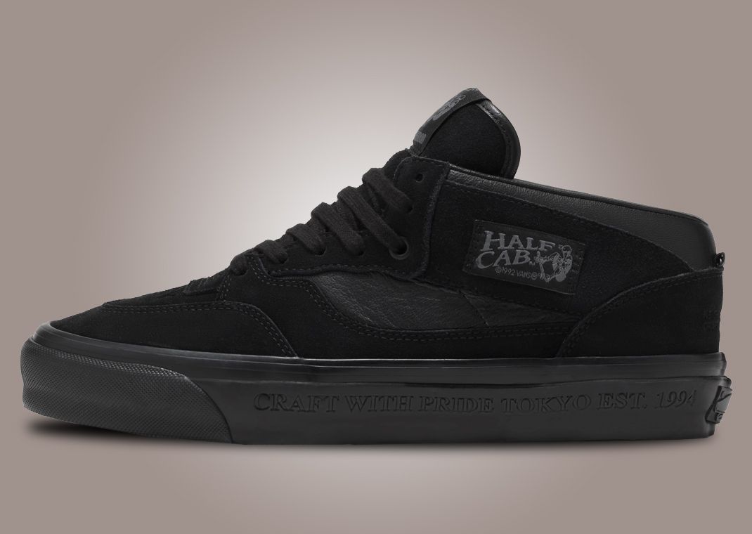 NEIGHBORHOOD x Vans OTW Half Cab 33 Black Lateral