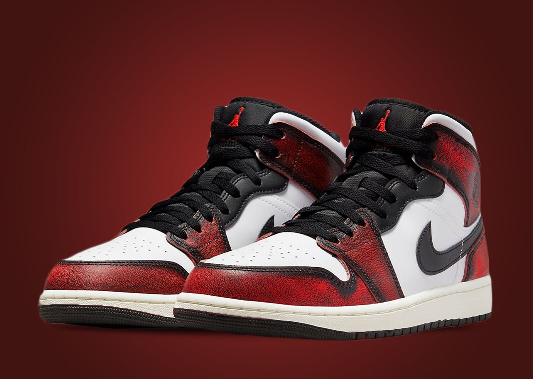 Air Jordan 1 Mid Wear Away