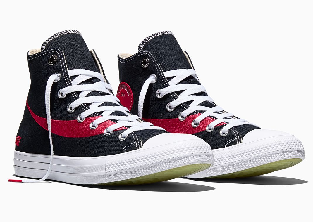 Coca-Cola x Converse Chuck Taylor Coke Zero - Angle