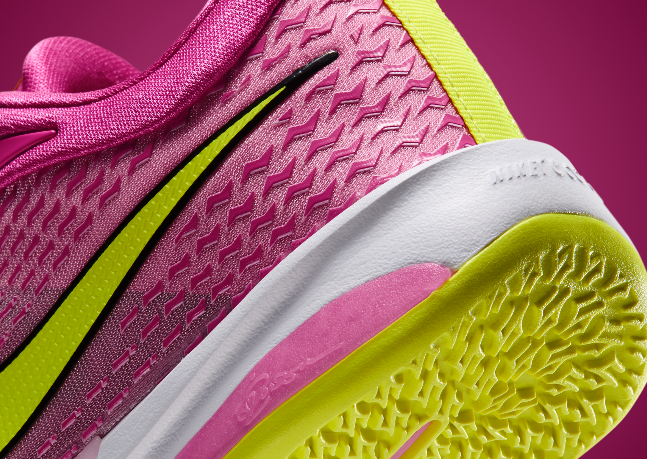 Nike Sabrina 4 Fuel - Heel Detail