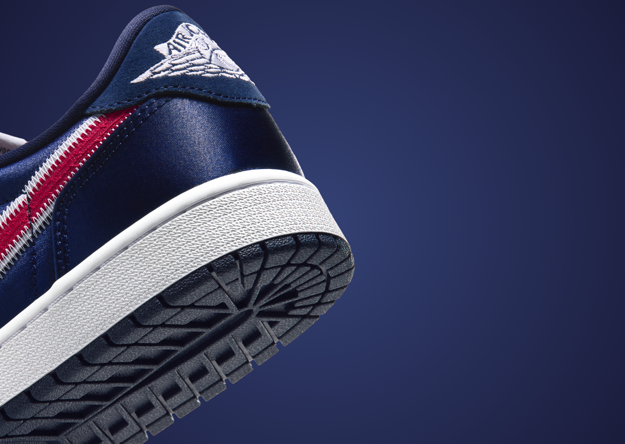 Air Jordan 1 Retro Low OG Howard - Heel Detail