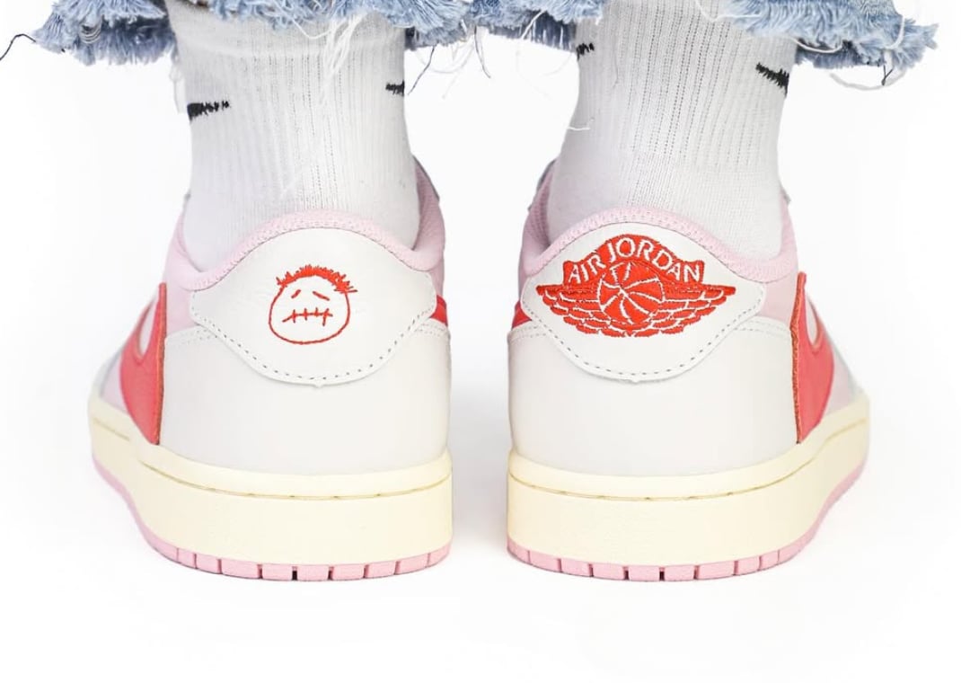 Travis Scott x Air Jordan 1 Retro Low OG Shy Pink