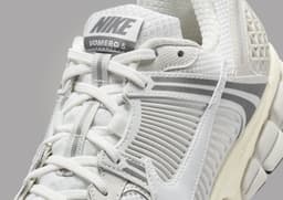 Nike Zoom Vomero 5 Platinum Tint Photon Dust Tongue Detail