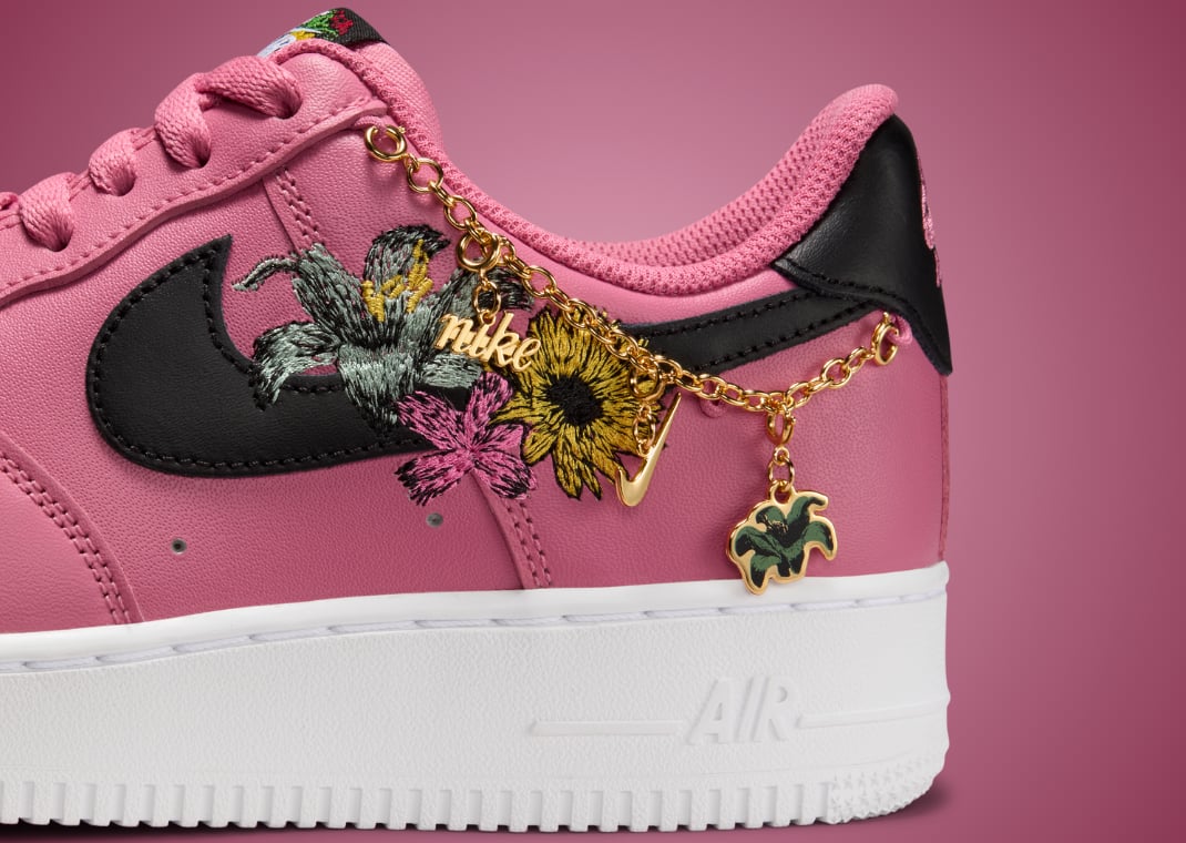 Nike Air Force 1 Accepting All Flowers Pack 