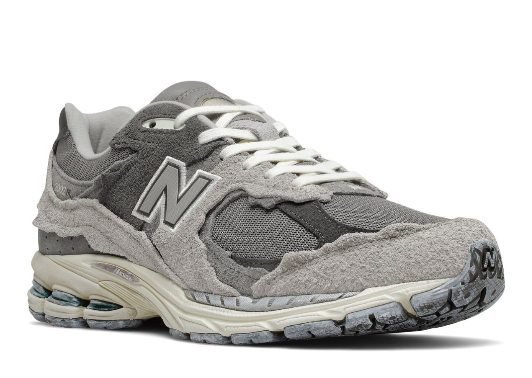 New Balance 2002R Protection Pack Rain Cloud - Angle