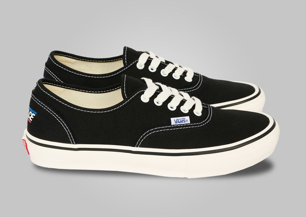 Palace Skateboards x Vans Authentic Black White Lateral
