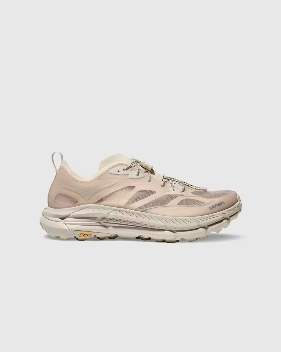 Satisfy x Hoka Mafate Speed 4 Lite is back in Bone and Coffee Satisfy x Hoka Mafate Speed 4 Lite is back in Bone and Coffee
