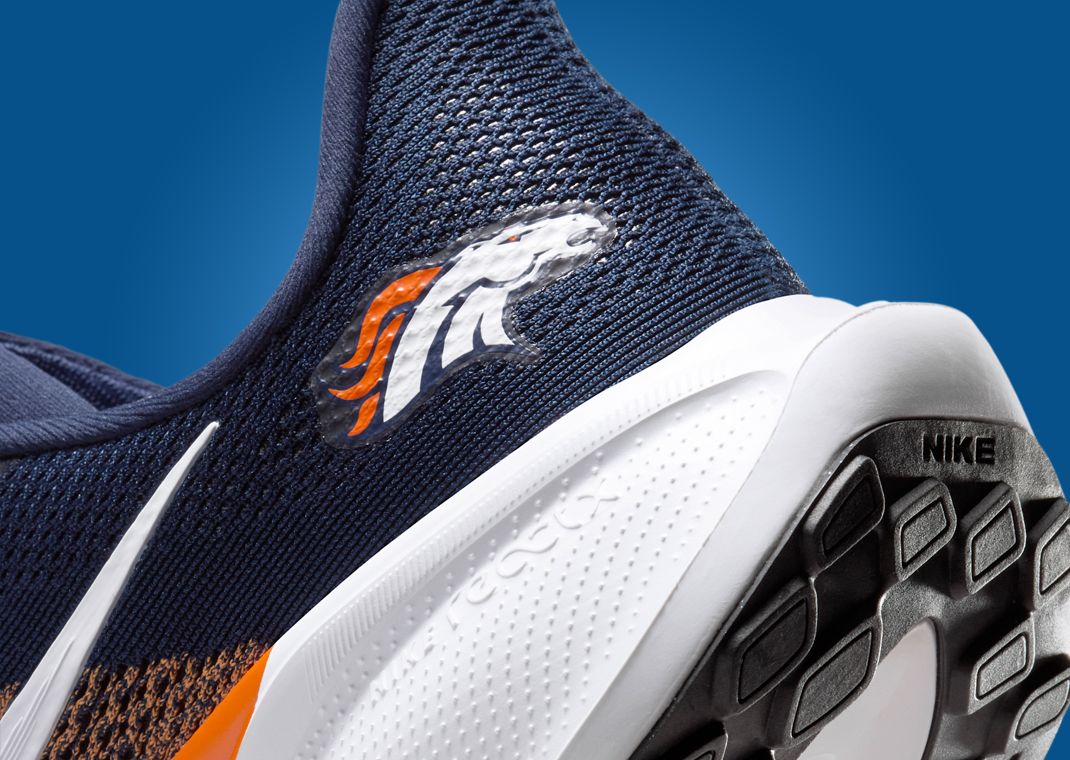 NFL x Nike Pegasus 41 Denver Broncos Heel Detail