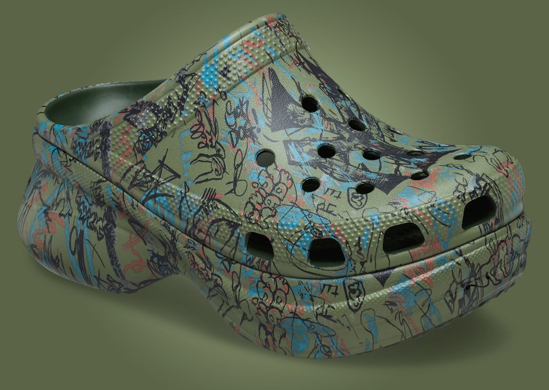 Mowalola x Crocs Bae Clog Forest Green Angle