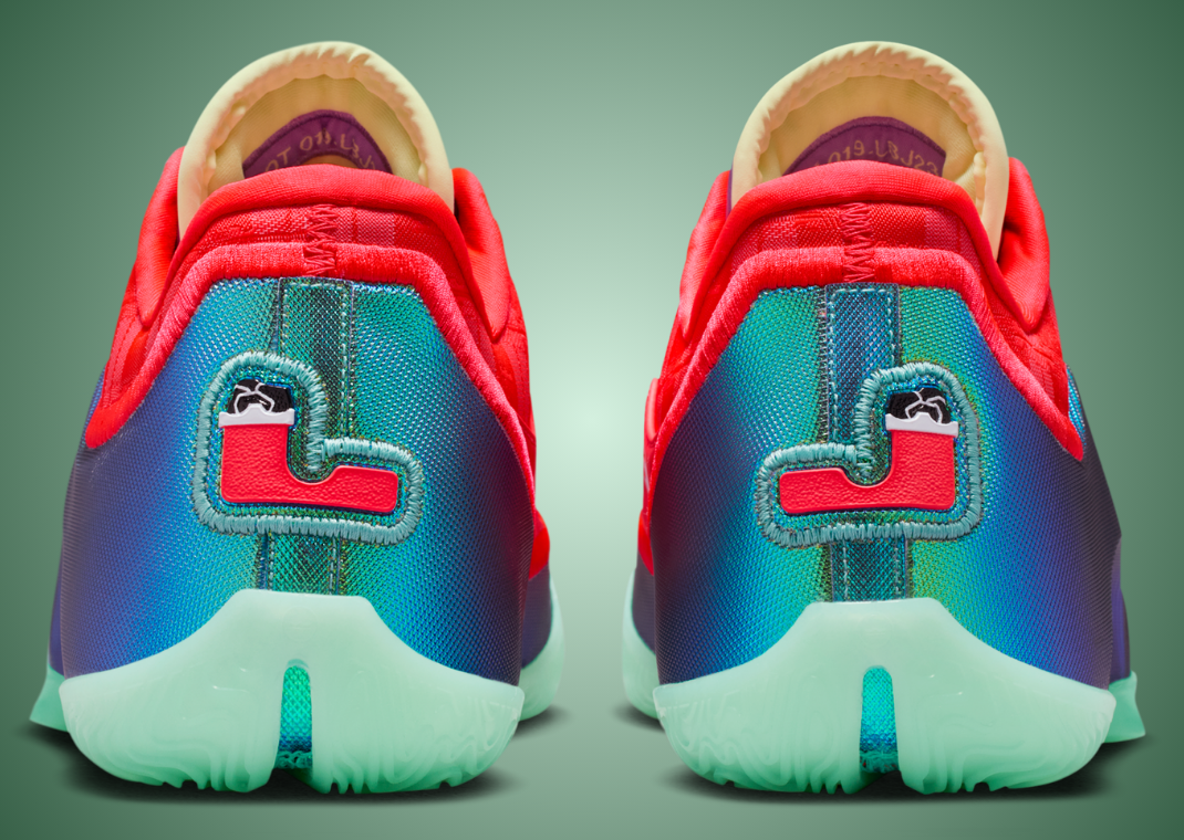 Nike LeBron 23 Christmas - Back