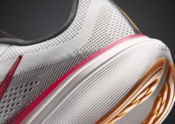 Nike Air Zoom Pegasus 42 Now and Then - Heel Detail