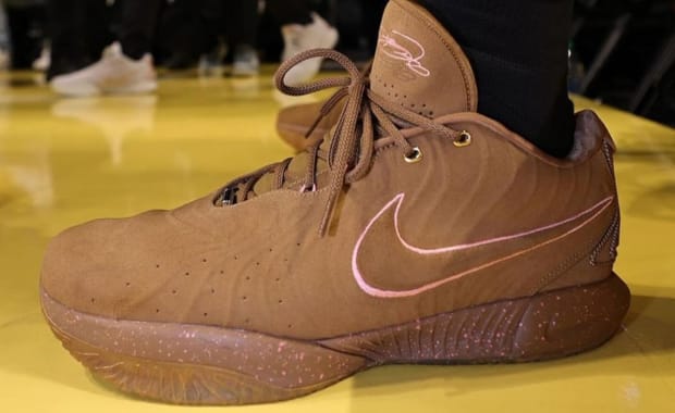 The UNKNWN x Nike LeBron 21 Releases 2024