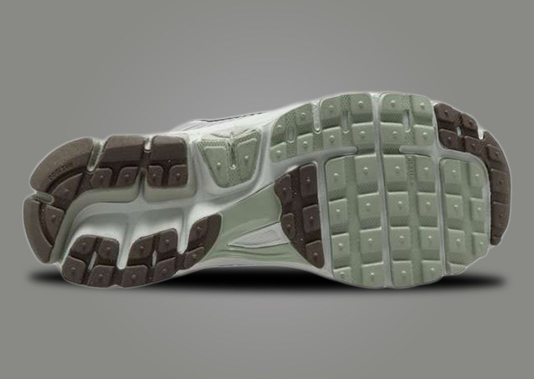 Nike Zoom Vomero 5 Ironstone Jade Horizion (W) Outsole