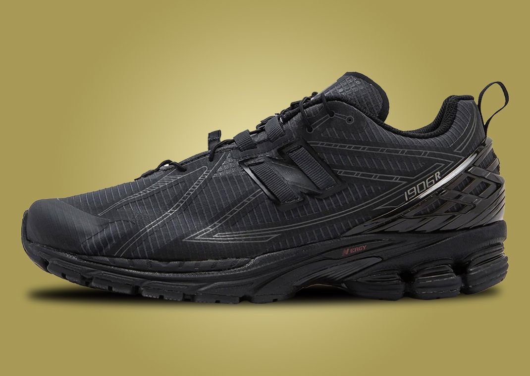New Balance 1906R Ripstop Black Lateral