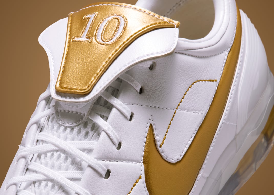 Nike Cryoshot Tiempo Legend R10