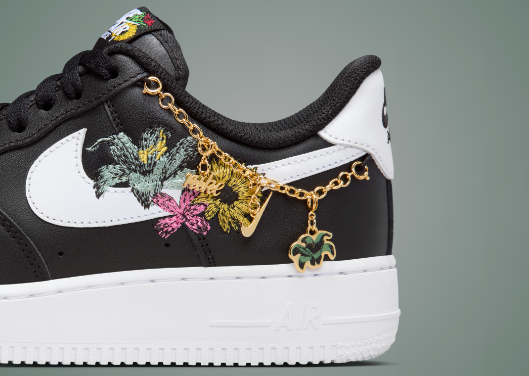 Nike Air Force 1 Low PRM Accepting All Flowers Black Detail