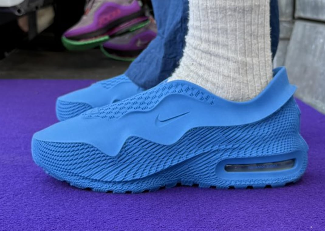 Nike Air Max 1000 Paris Exclusive