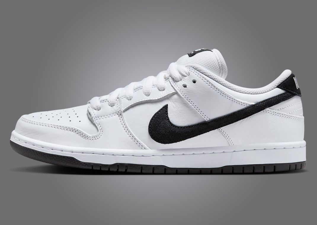 スケートボード NIKE SB DUNK LOW PRO WHITE/BLACK 26CM Nike SB Dunk Low Pro White - Black - Black – Black Sheep