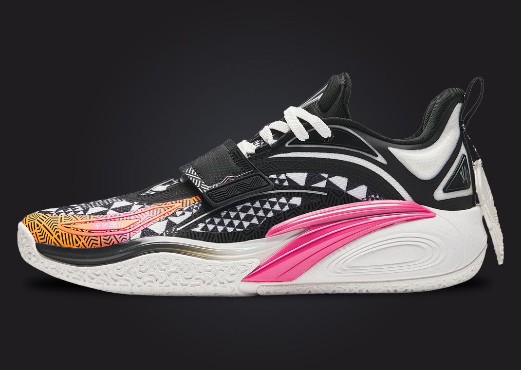 Kyrie Irving X Anta KAI 1- Black Warrior