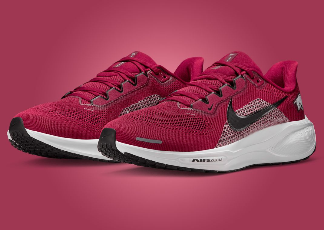 NCAA x Nike Pegasus 41 Arkansas Angle