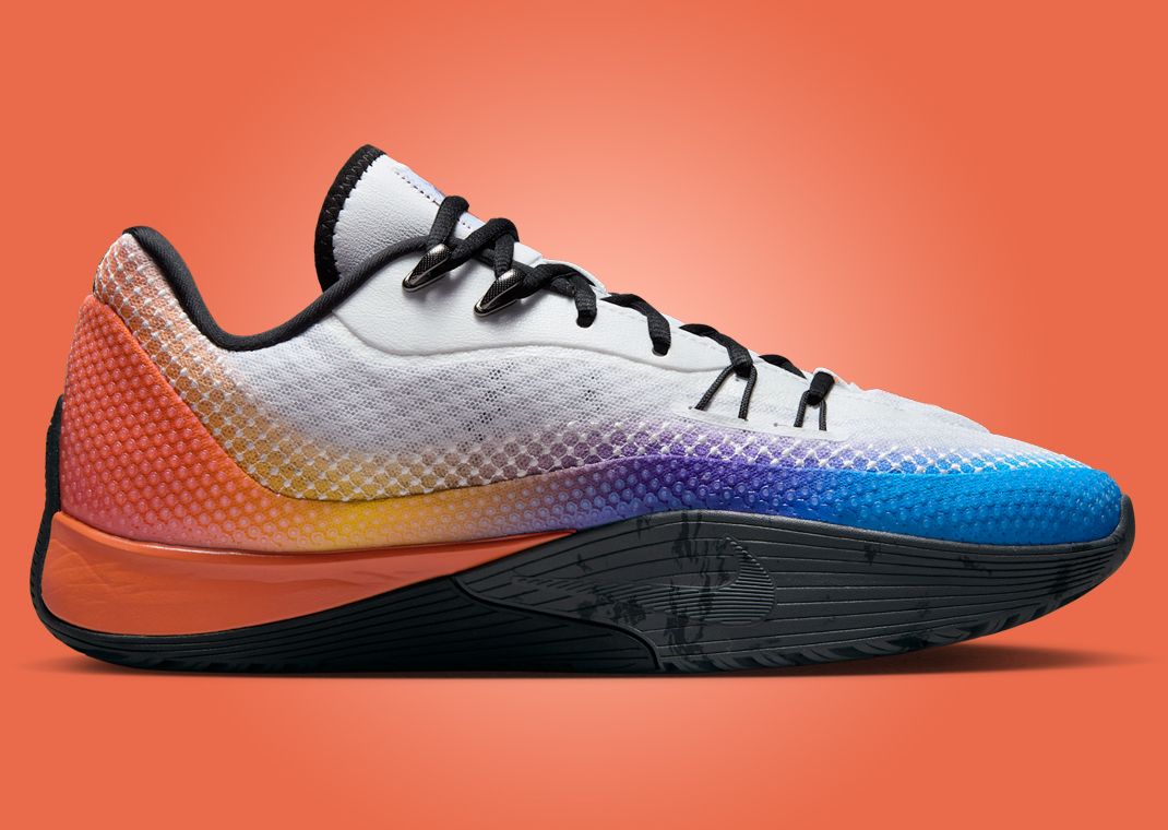 Nike S.T. Flare Medial