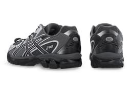 UNAFFECTED x Asics Gel-Nimbus 10.1 Silver Black Heel