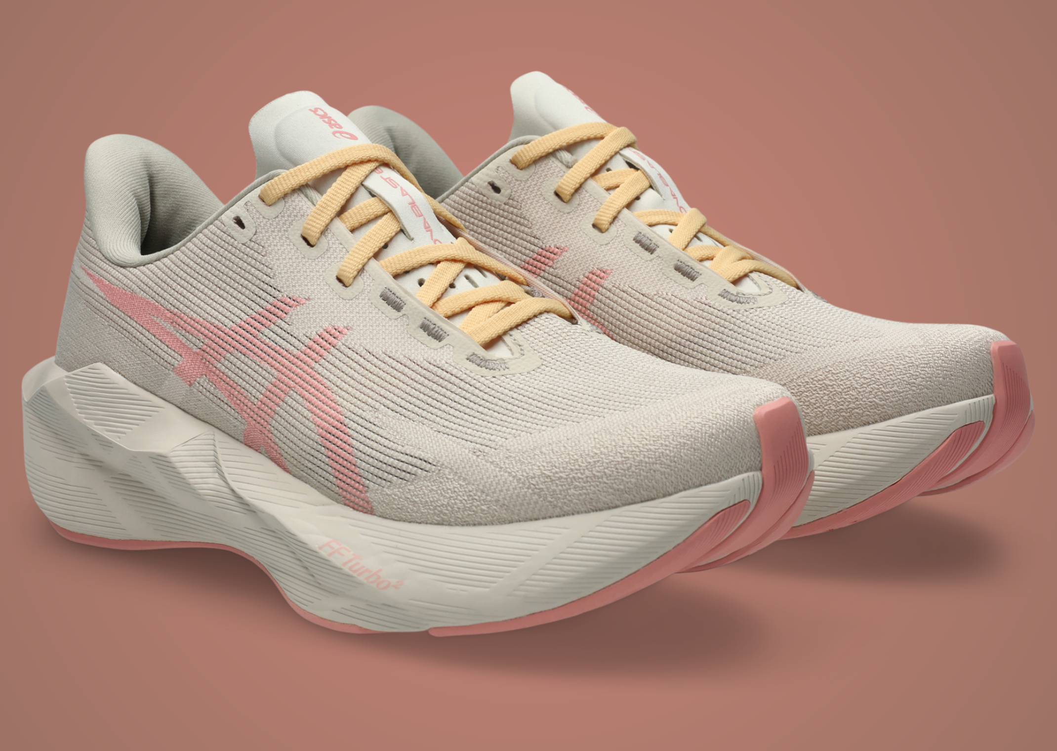 FP Movement x Asics NOVABLAST 6 - Angle
