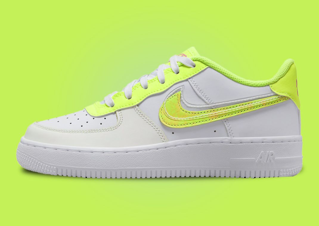 nike air force 1 lv8 volt