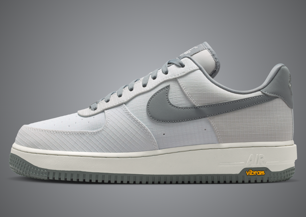 Nike Air Force 1 Low LX Vibram Summit White - Lateral