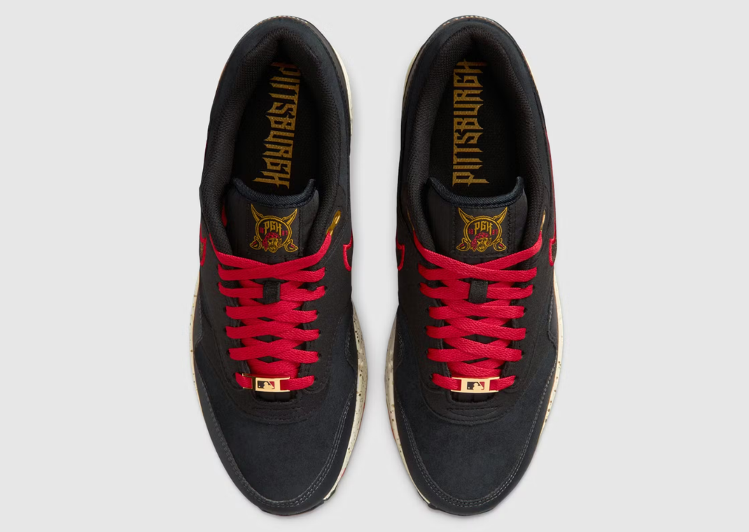 Nike Air Max 1 Pirates City Connect - Top
