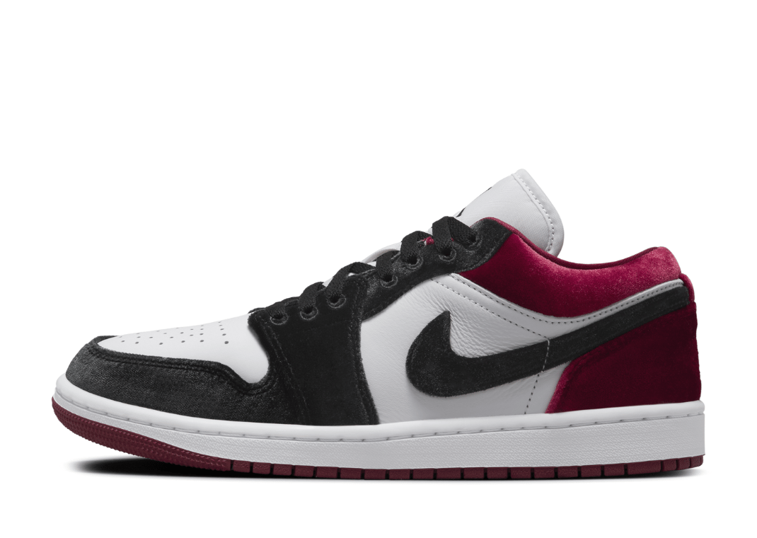 Air Jordan 1 Low SE Satin Black Toe (W)