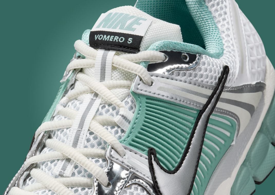 Nike Zoom Vomero 5 Summit White Cannon W