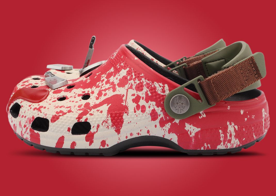 Friday the 13th x Crocs Classic Clog - Lateral