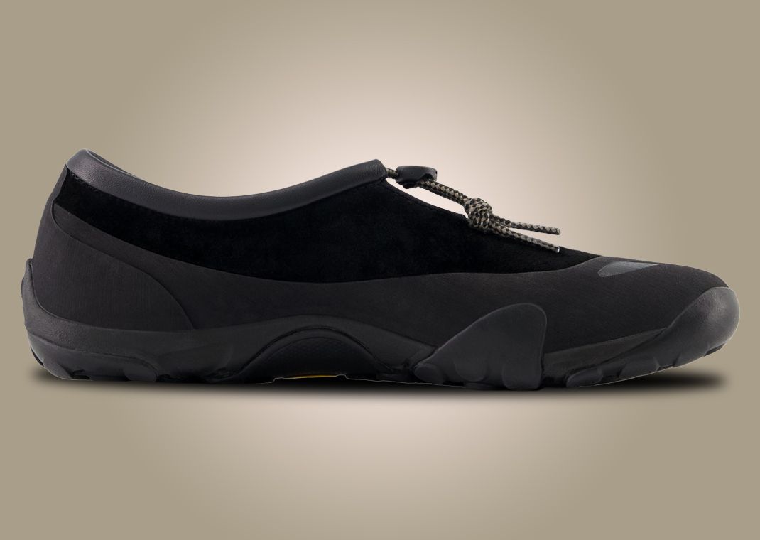 New Balance Tokyo Design Studio MT10T Black Medial